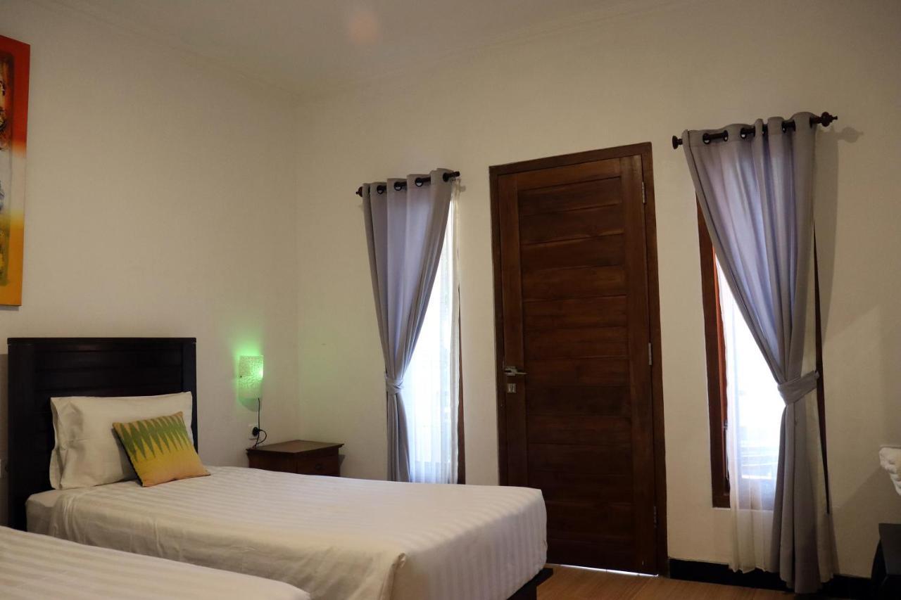 Sunny Point Penida Hotel Ped ภายนอก รูปภาพ